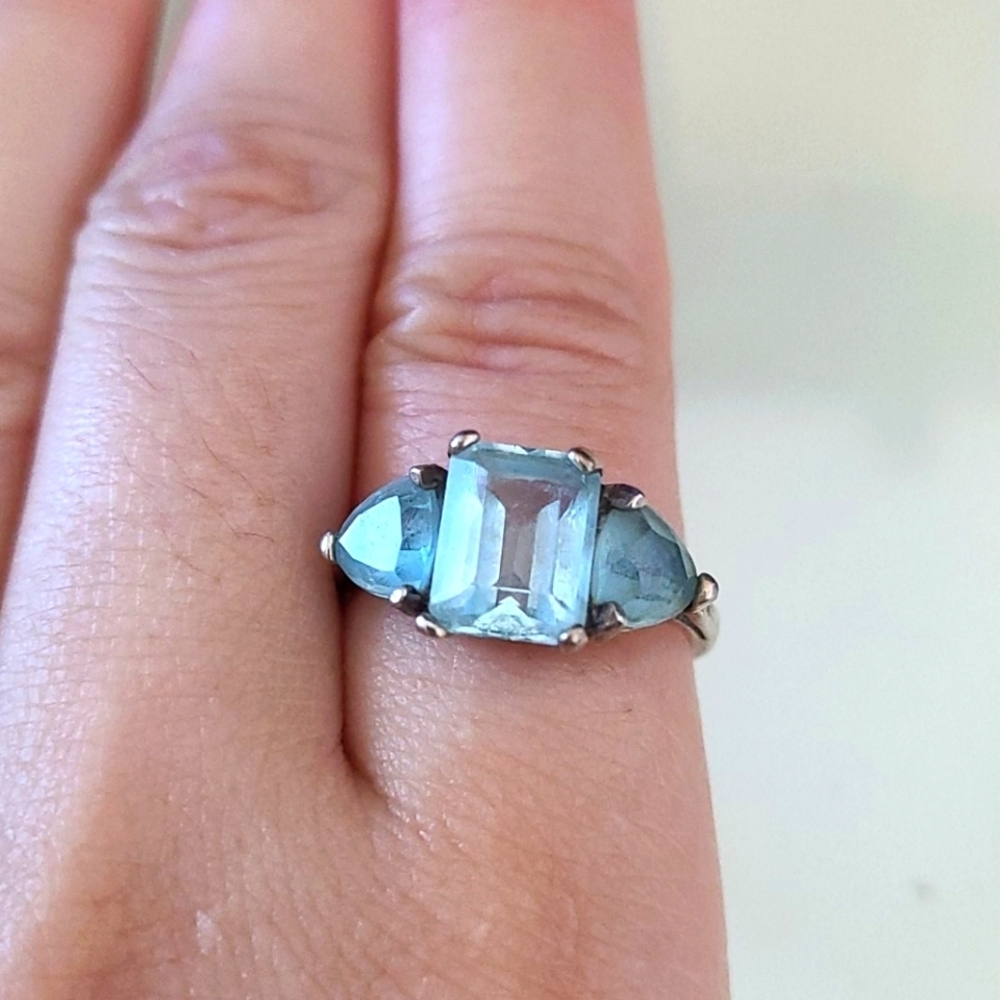 Sterling Silver Blue Triple Stone Ring - Picture 2 of 6
